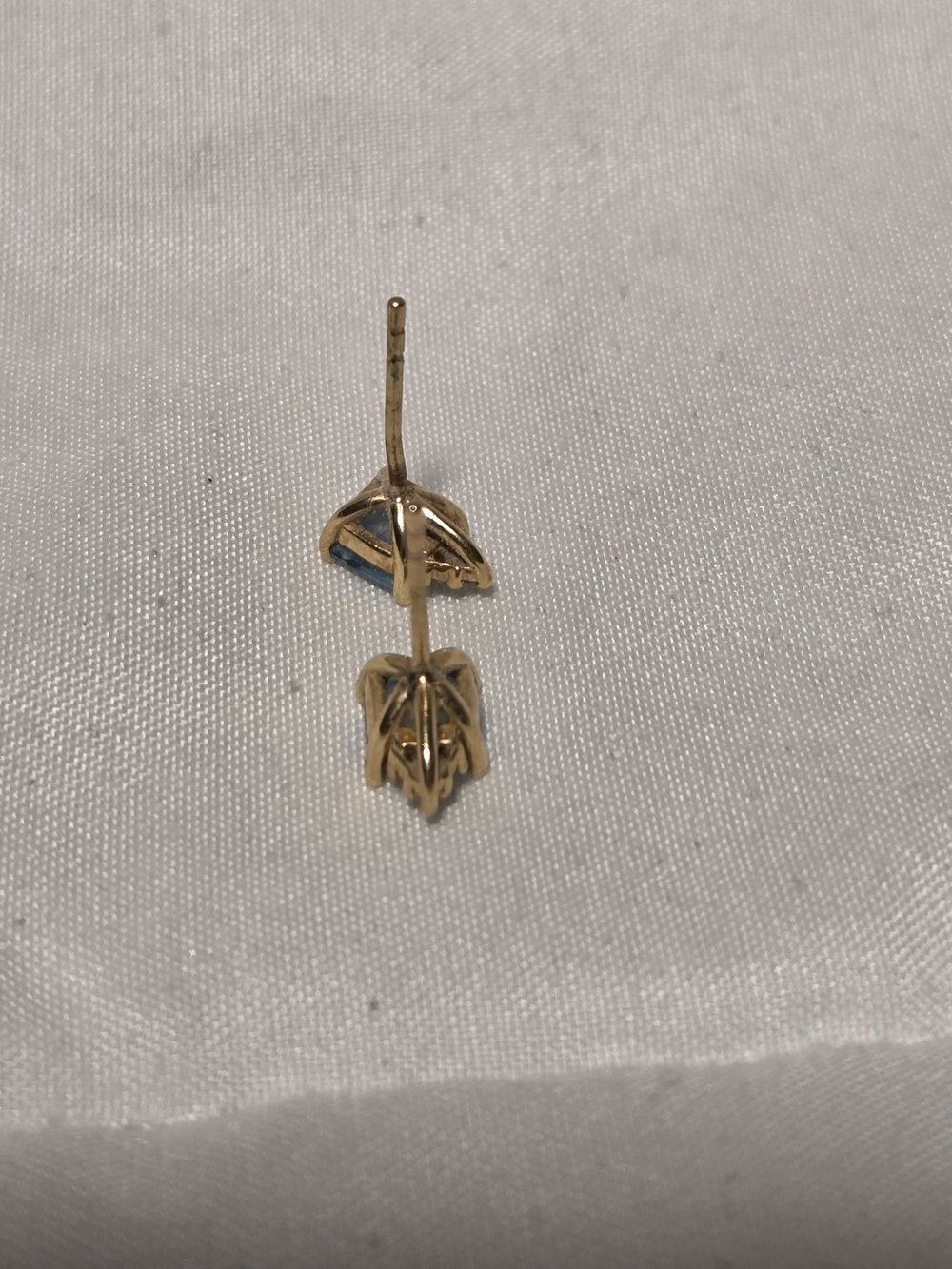 Blue Square Gem Gold Stud Earrings - Picture 4 of 5